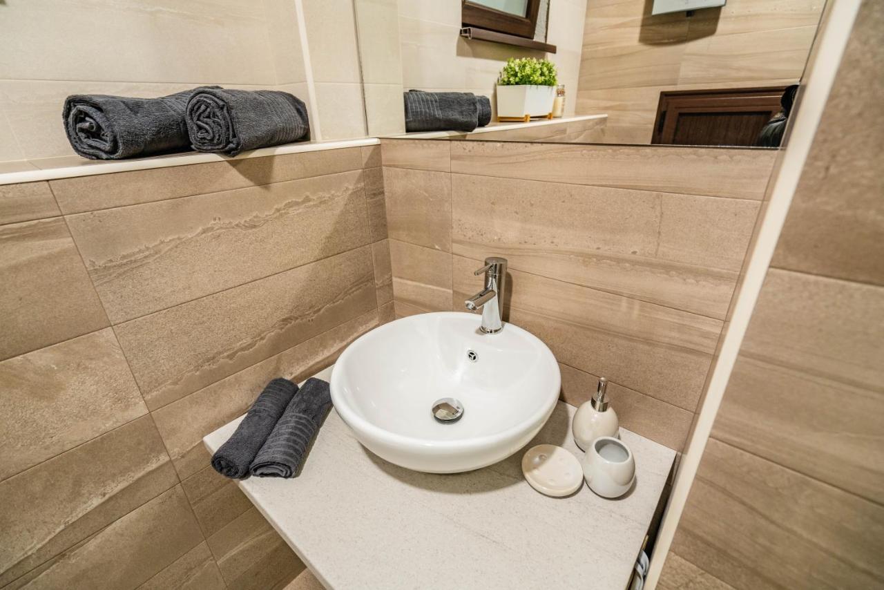 סנדנסקי Babylon Apartment מראה חיצוני תמונה