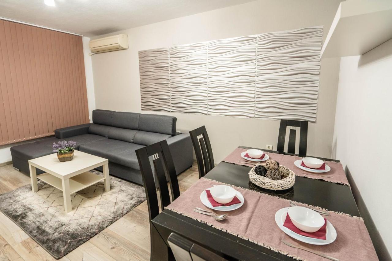 סנדנסקי Babylon Apartment מראה חיצוני תמונה