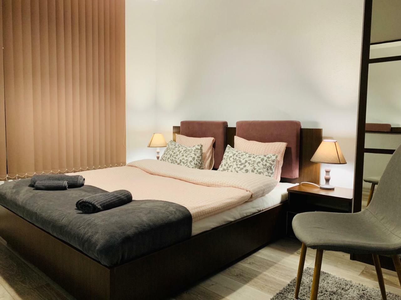 סנדנסקי Babylon Apartment מראה חיצוני תמונה