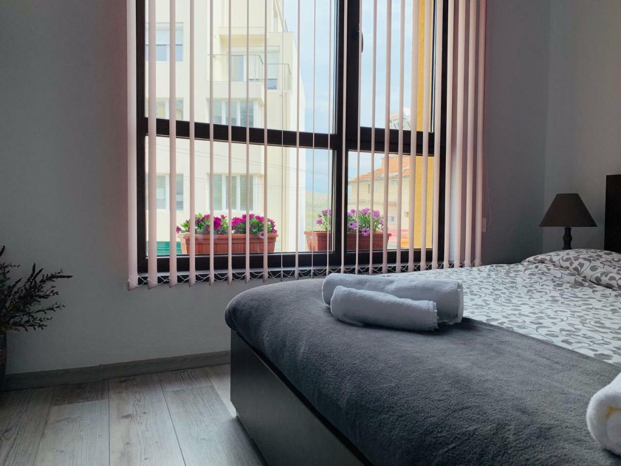 סנדנסקי Babylon Apartment מראה חיצוני תמונה