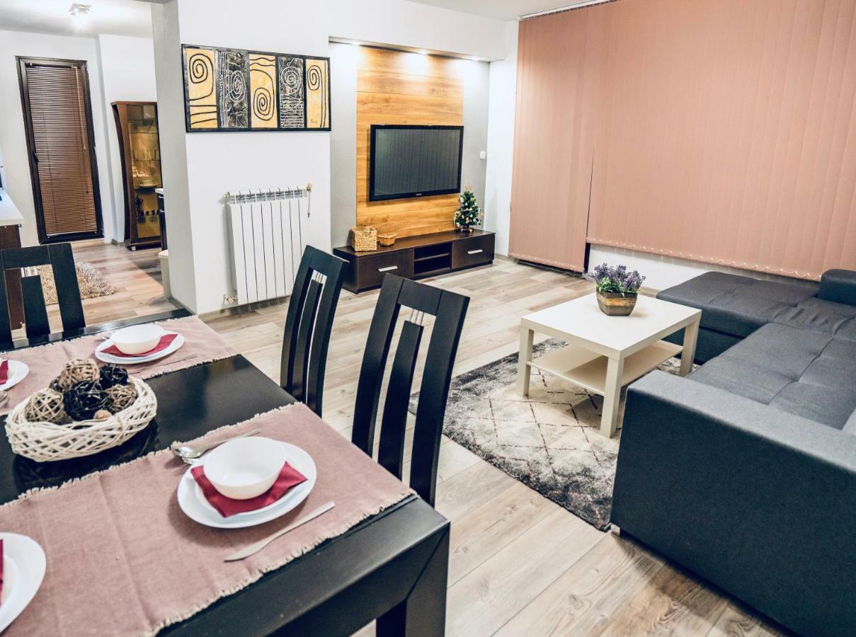סנדנסקי Babylon Apartment מראה חיצוני תמונה